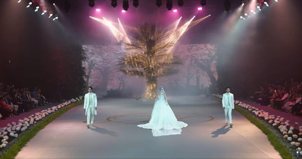 Bridal Fair Marriott Themes & Motifs